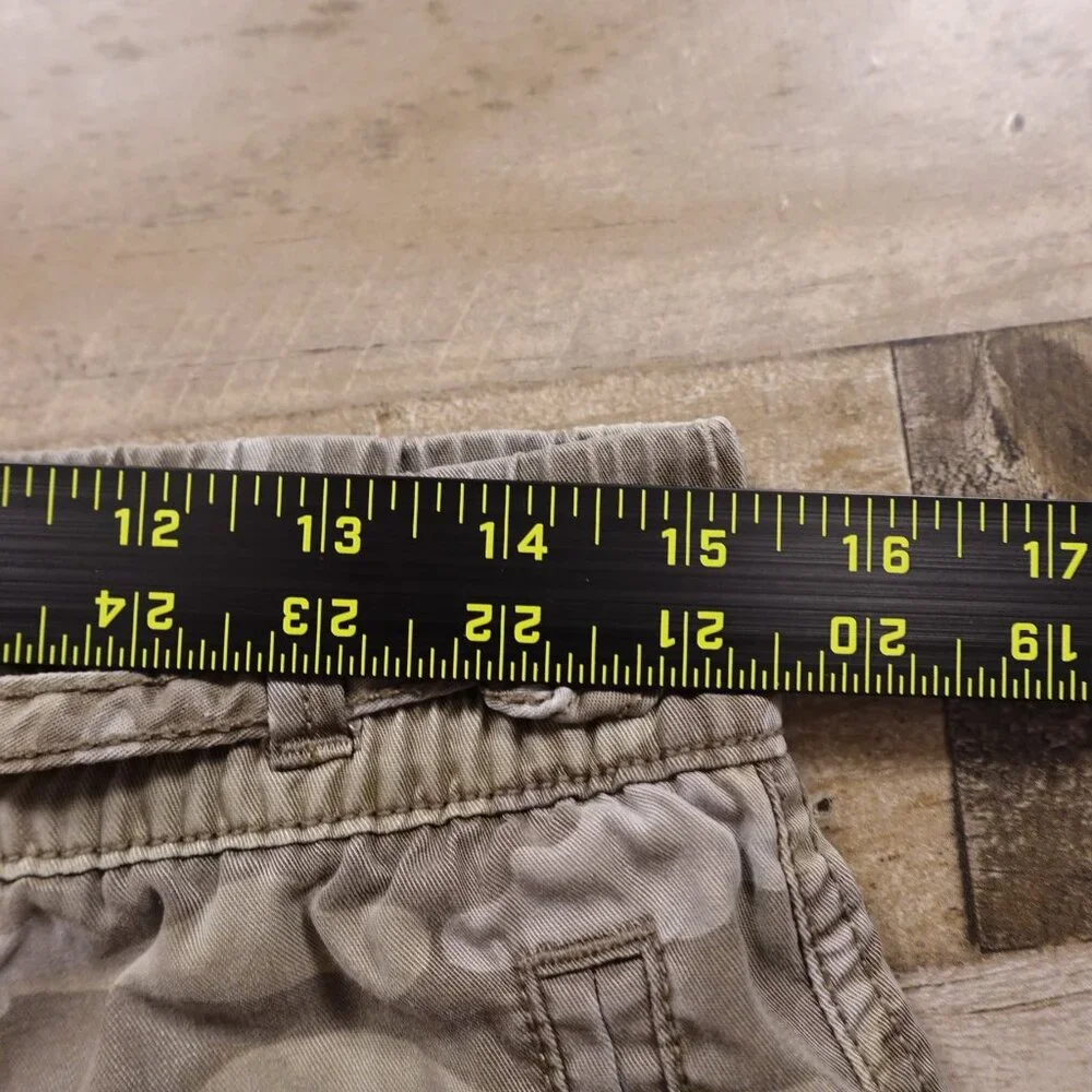 American Eagle Outfitters Women’s Size Medium Camo Cargo Jogger Pants 26" Inseam - Picture 6 of 10